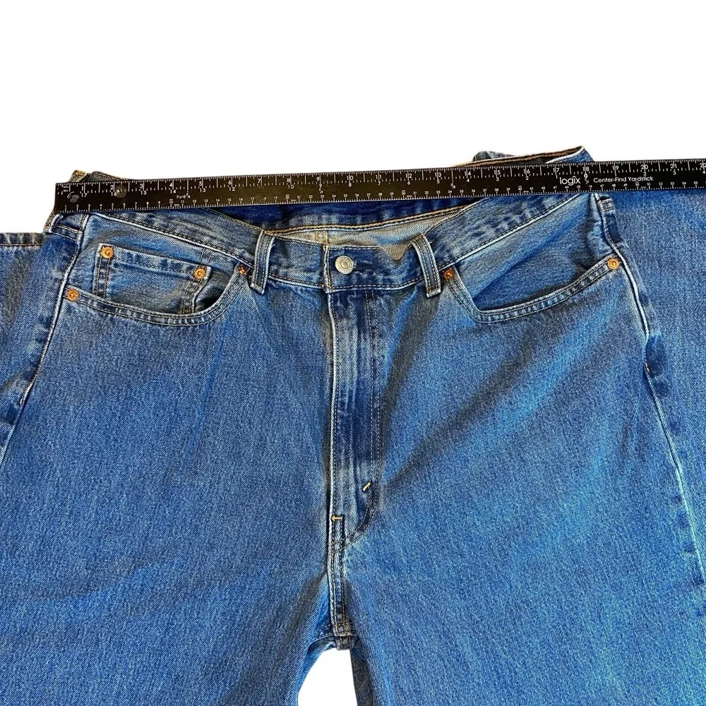 Levi's 550 Denim Jeans Relaxed Fit Straight Leg Medium Wash 40x36 Men's
